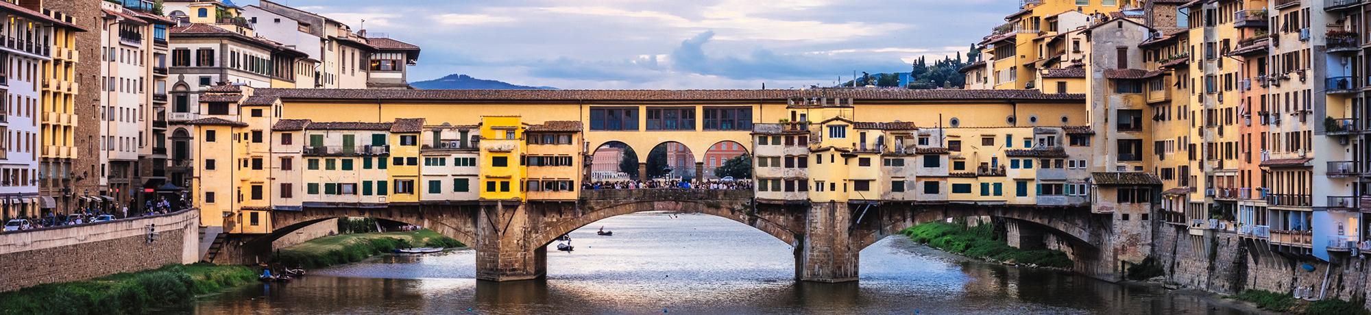 Landscape photo of a bridge in Florence, Rome