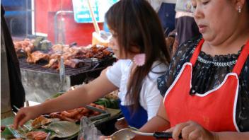 UC Davis Study Abroad, Summer Abroad Thailand Program, Photo Album, Image 4