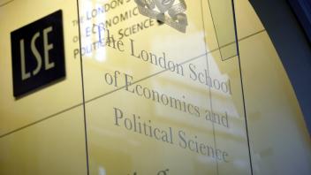 UC Davis Study Abroad, Quarter Abroad UK_LSE Program, Photo Album, Image 14
