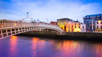 UC Davis Study Abroad, Quarter Abroad Ireland Program, Photo Album, Image