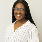 Savannah Ealy Headshot