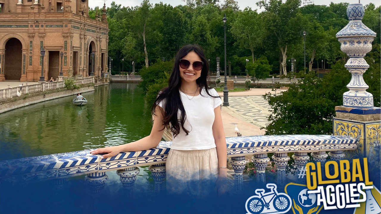 Kate at the Plaza de España in Sevilla, Spain.